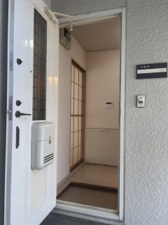 04
